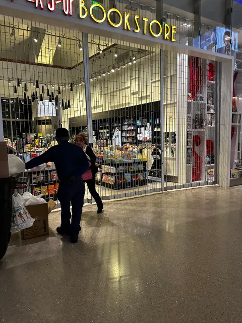 Chanel LAX Terminal B