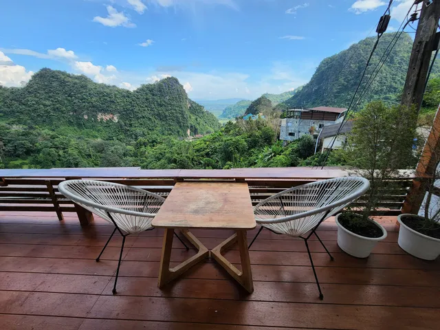 ViewNaaBaan วิวหน้าบ้านผาหมี