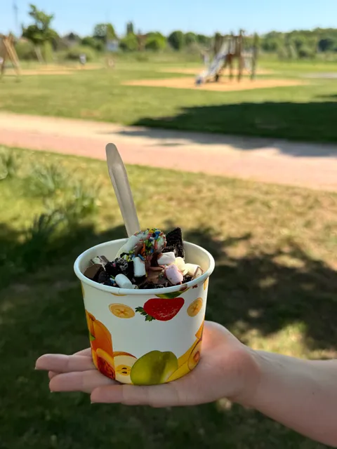 Riverside Streetfood