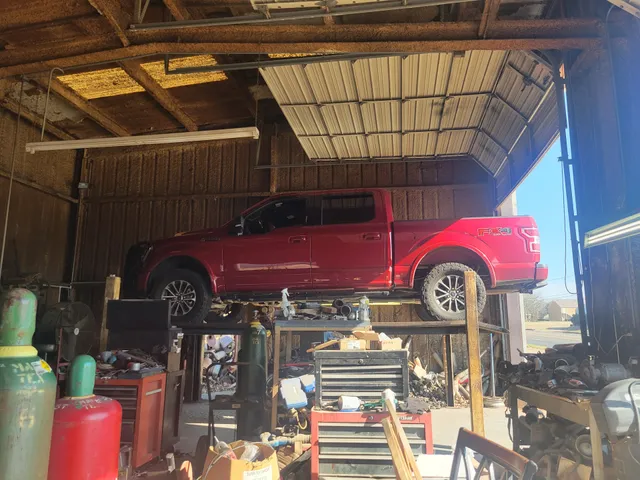 Malakoff Muffler & Quick Lube