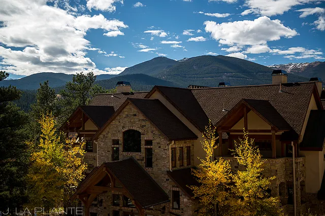 Della Terra by Wedgewood Weddings