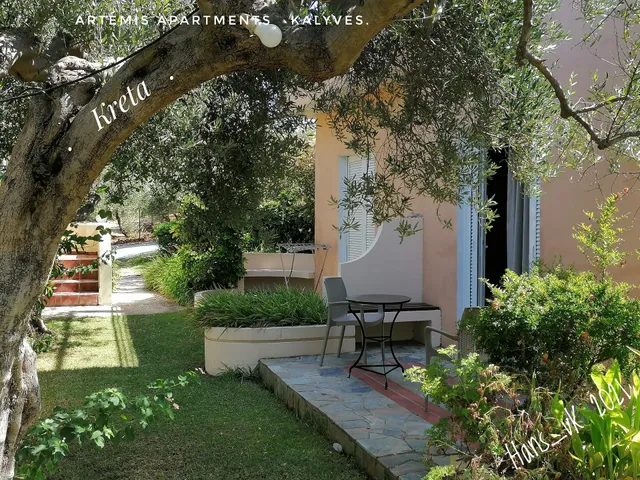 ARTEMIS APARTMENTS - RES. BOUDAKIS