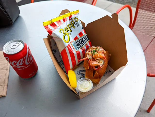 MARKET Seafood Eatery