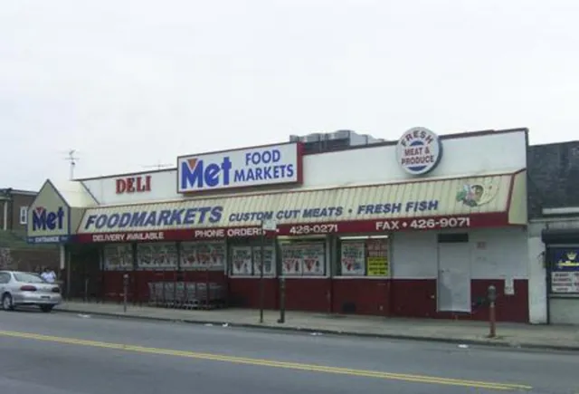 Met Food Middle Village