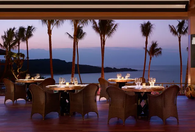 ONE FORTY American Steak, Hawaiian Seafood