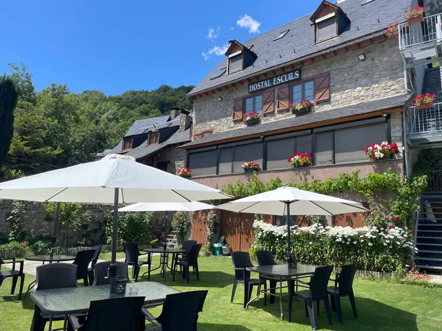 Hostal Escuils