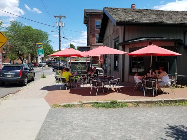 Bridge Cafe