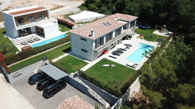 Villa Vinomore