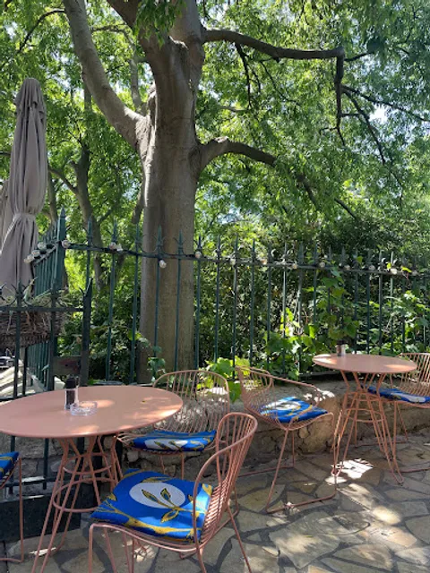 Cocorrico, bistro arlesiano, restauration & coktails