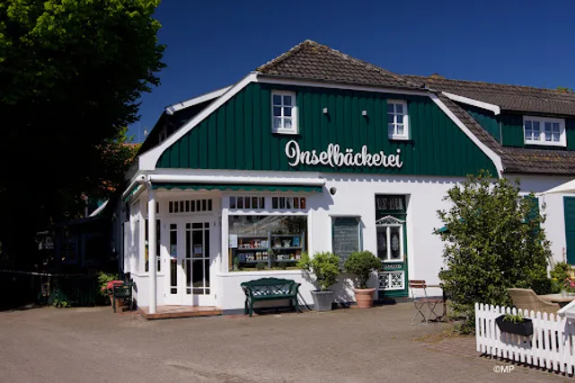 Inselbäckerei & Inselcafe