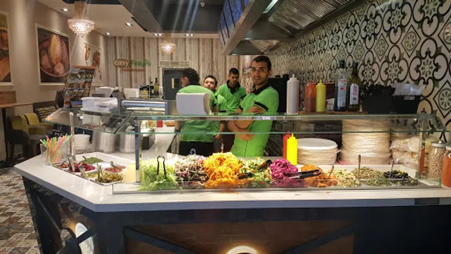 Easy & Fresh Falafel