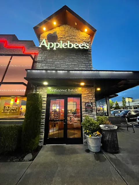 Applebee's Grill + Bar