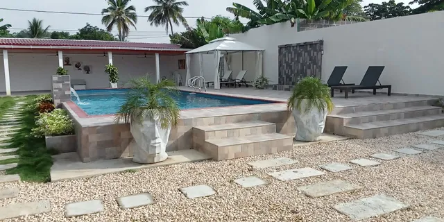 HOTEL VILLA J LETICIA