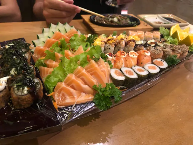 Reiwa Sushi Guarujá
