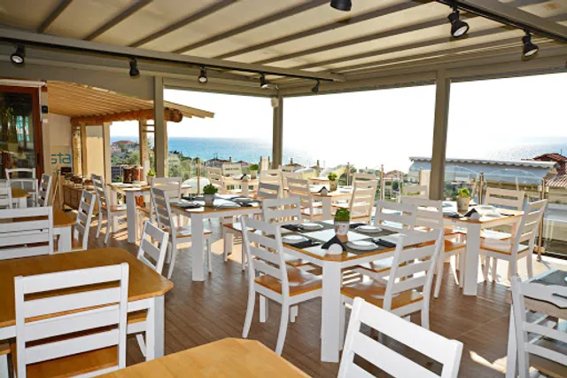 Bella Vista Pool Bar & Restaurant