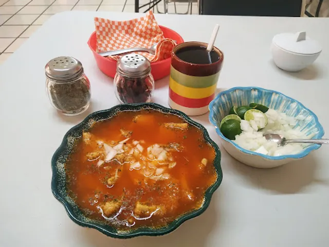 Menuderia Titas Del Valle