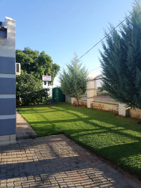 Kuruman Paradise Lodge