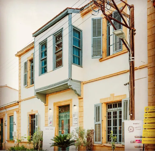 TasEv Boutique Hotel