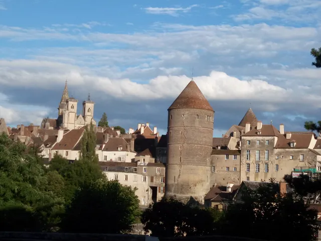 Chambres d'Hôtes-Gîtes La Tour Margot
