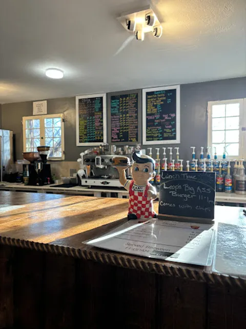 Loops Coffee House & Bistro