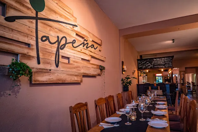 Tapeña Tapas Bar