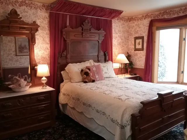 Schweitzer Mountain bed and Breakfast