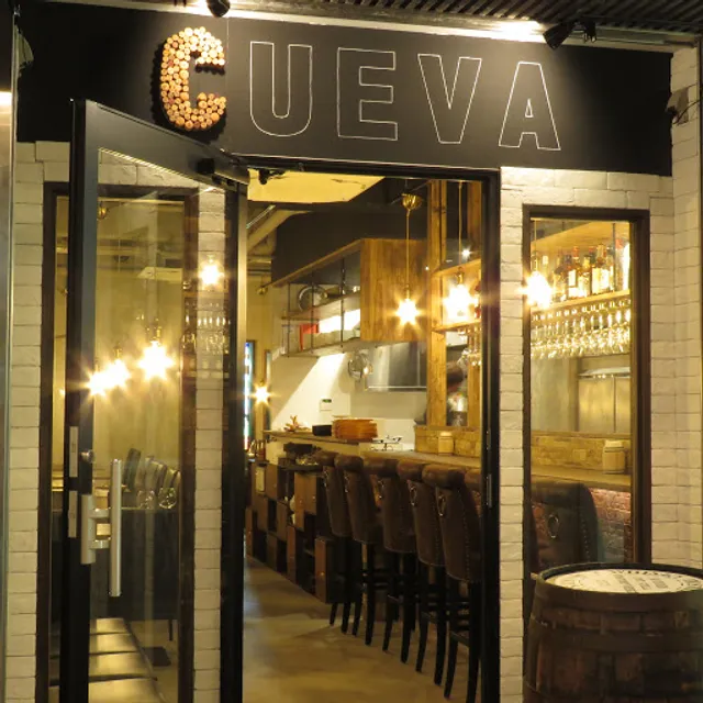 Fresh pasta&grill restaurant CUEVA