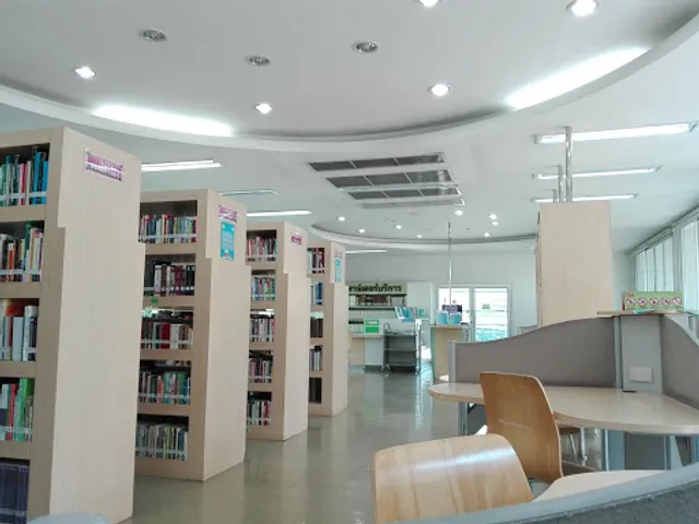 Soi Pra Nang Public Library