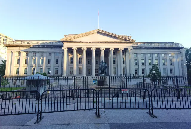 Albert Gallatin Statue (Fraser)