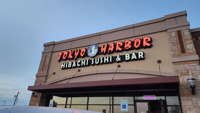 Shafer Plaza At Mustang Creek