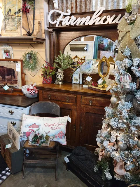 Junk 360 Antiques and Home Decor