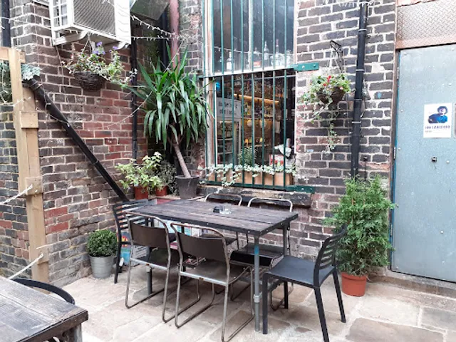 Northern Guitars Cafe Bar