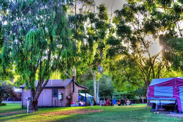 Fonty's Pool Caravan Park and Chalets