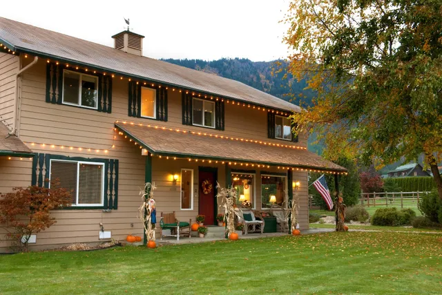 Autumn Pond Bed & Breakfast