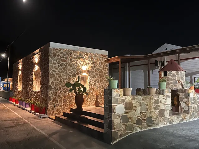 Anemomylos Apartments