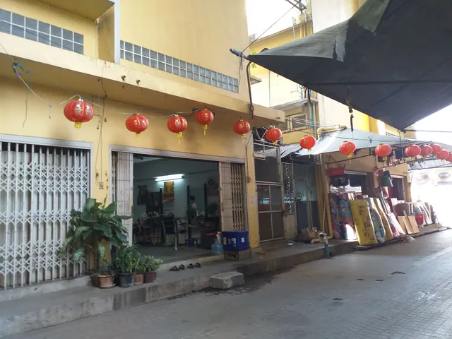 Hua Ro market