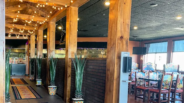 Mi Pueblo Mexican Restaurant & Bar