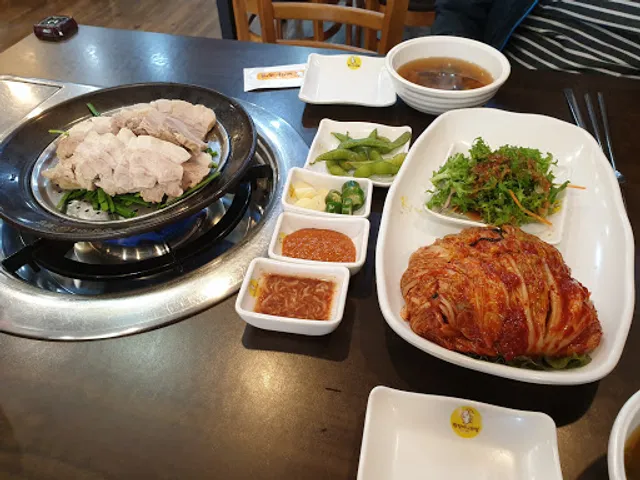 원할머니보쌈족발 인천연수점 | Wongrandma Bossam Incheon Yeonsu