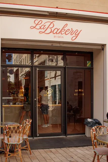 La Bakery by Deïa