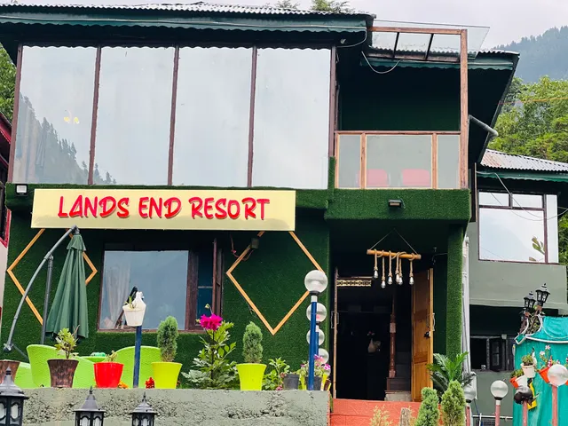 Lands End Resort