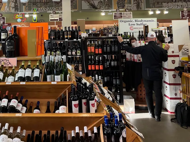 Cambridge Wine & Spirits