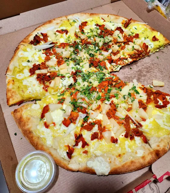 Pizza Más Rebanadas Emiliano Zapata