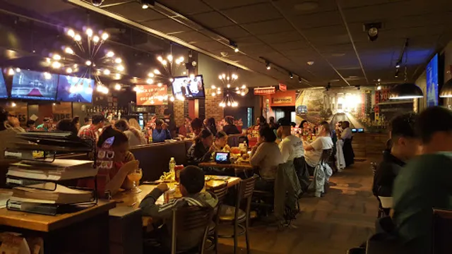 Applebee's Grill + Bar