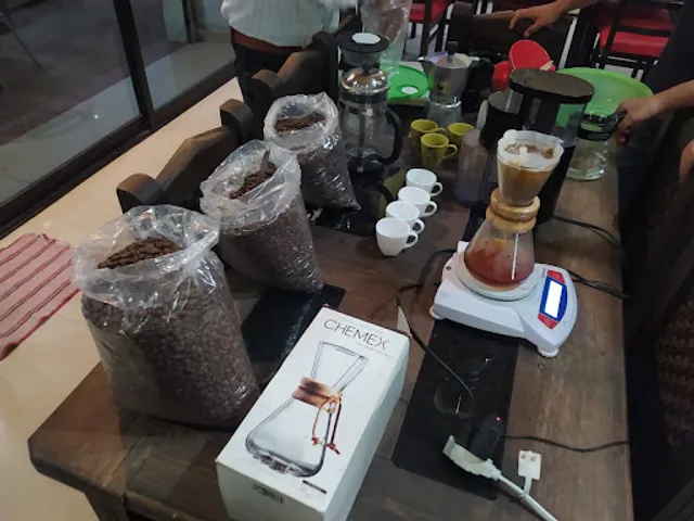 Old Train Coffee & Memories