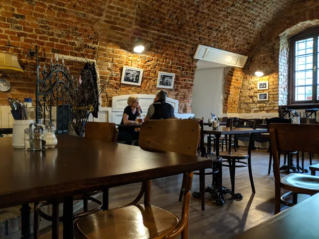Restaurant Zámek aneb Divadelní restaurace Na Kovárně