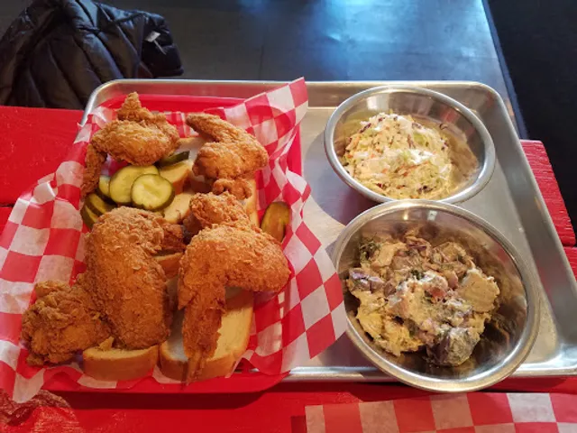 Ma Lou's Fried Chicken