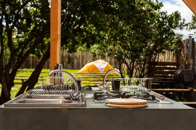 Camping Yellow Plum tent house