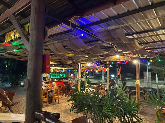 Sound of tree Restaurant & bar