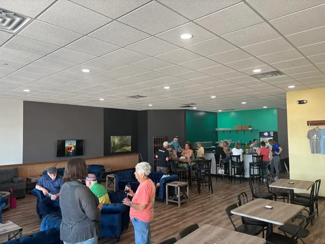 The Creek: An Ardon Creek Lounge