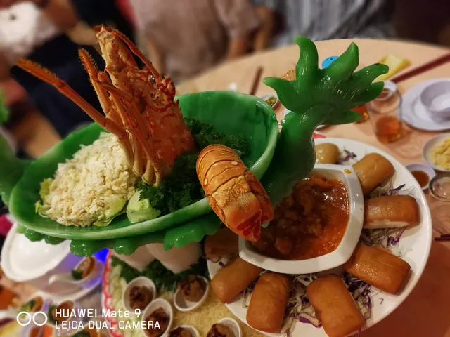 Rainbow Seafood Restaurant